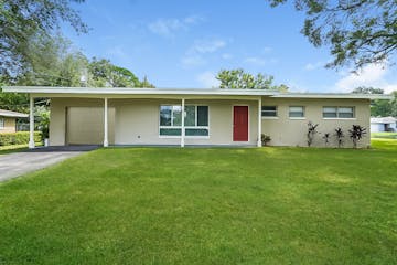 1301 WOOD AVE CLEARWATER, FL 33755